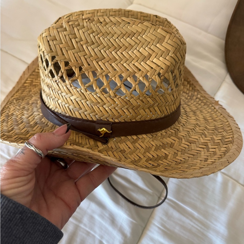 Hats Hats Hats- All 5 for one price. - Picture 10 of 17